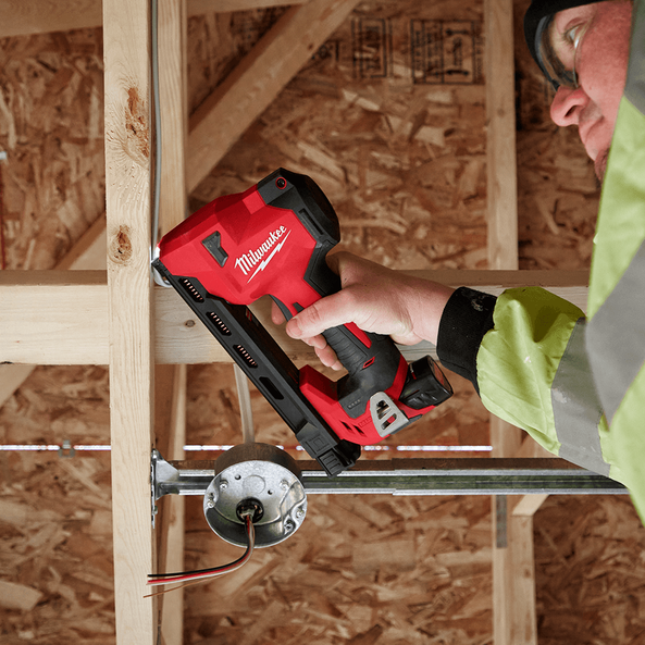 Milwaukee wire stapler outlet